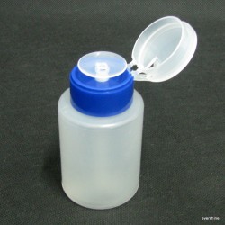 Recipient din plastic cu pompa